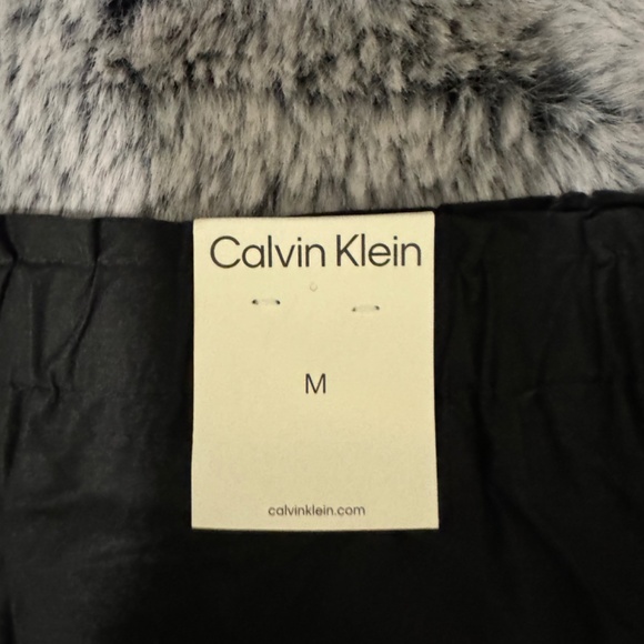 Casual Linen Shorts - Picture 3 of 6